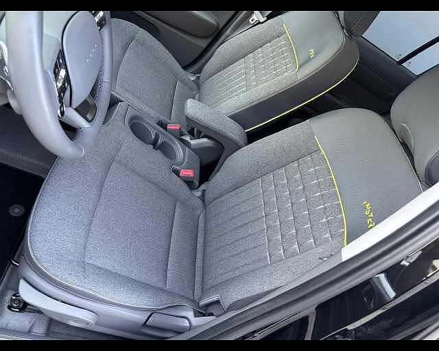 Hyundai INSTER INSTER 49 KWH CROSS+PP
