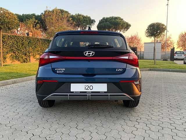 Hyundai i20 1.2 MPI MT Connectline