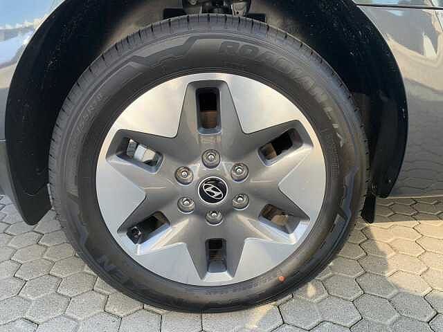 Hyundai STARIA 1.6 HEV AT 2WD 9 posti Wagon