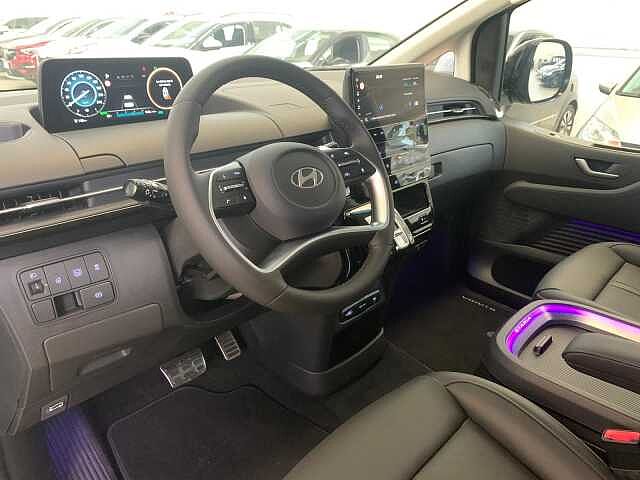 Hyundai STARIA 1.6 HEV AT 2WD 7 posti Luxury
