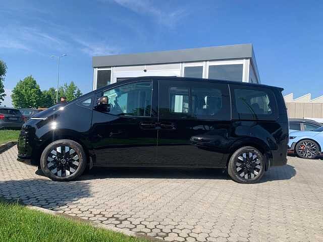 Hyundai STARIA 1.6 HEV AT 2WD 7 posti Luxury