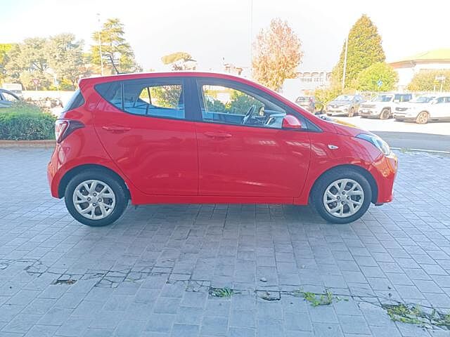 Hyundai i10 1.0 MPI Tech