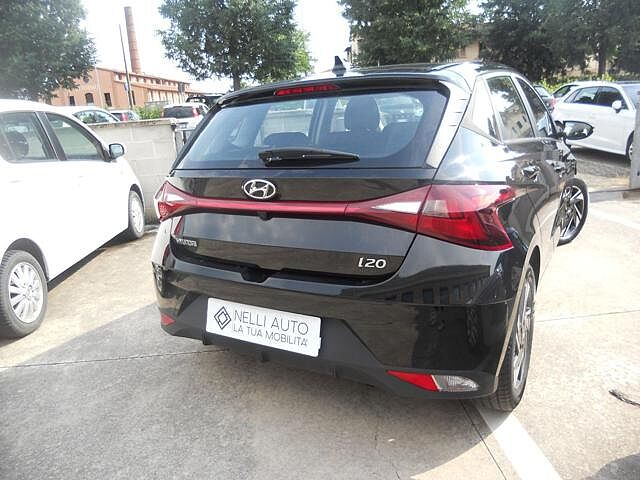 Hyundai i20 1.2 MPI MT Connectline
