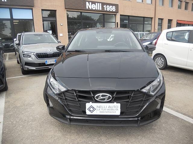 Hyundai i20 1.2 MPI MT Connectline