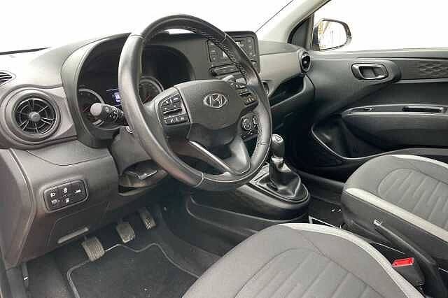 Hyundai i10 1.0 MPI Tech