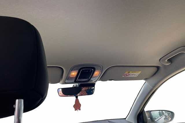 Hyundai i20 1.2 MPI MT Connectline