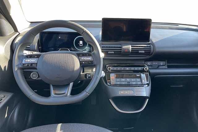 Hyundai INSTER 49 kWh XTech + Login Pack