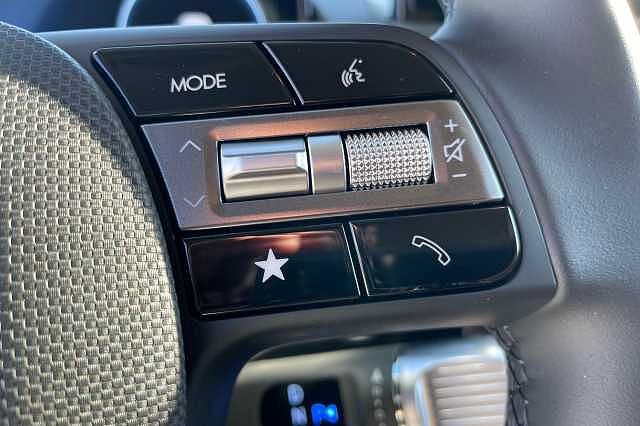 Hyundai INSTER 49 kWh XTech + Login Pack