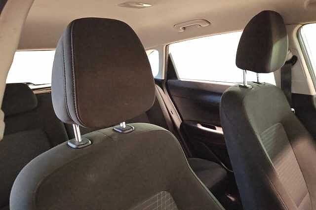 Hyundai i20 1.2 MPI MT Connectline