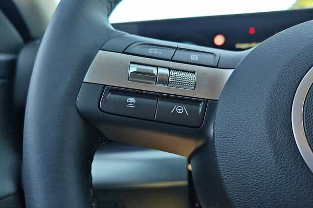 Hyundai KONA EV 64.8 KWh Exclusive