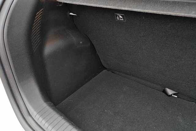 Hyundai i10 1.0 MPI AT Tech