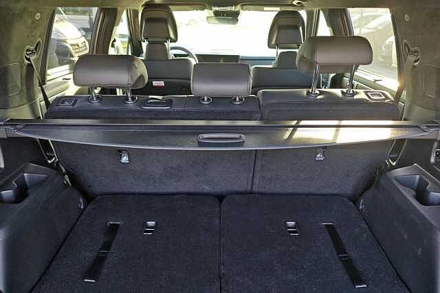 Hyundai SANTA FE 1.6 T-GDi PHEV 4WD AT 7 posti XClass