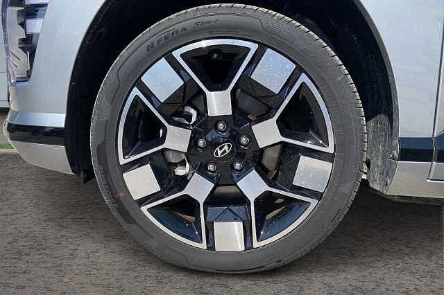 Hyundai KONA EV 64.8 KWh Exclusive