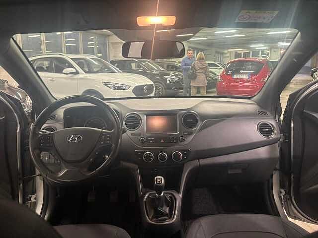 Hyundai i10 i10 1.0 Tech