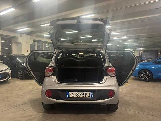Hyundai i10 i10 1.0 Tech