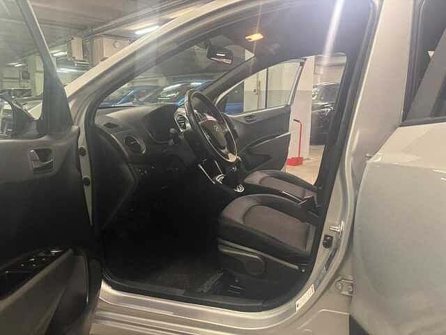 Hyundai i10 i10 1.0 Tech