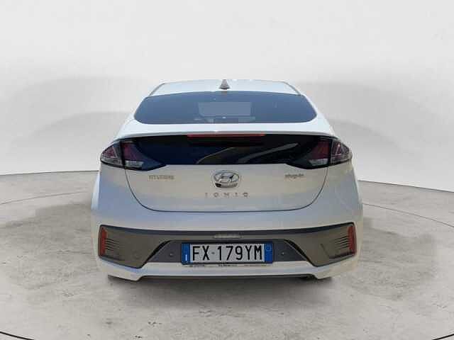 Hyundai IONIQ 1.6 Plug-in Hybrid DCT Prime