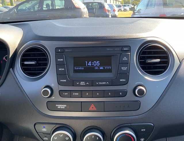 Hyundai i10 i10 1.0 MPI Tech