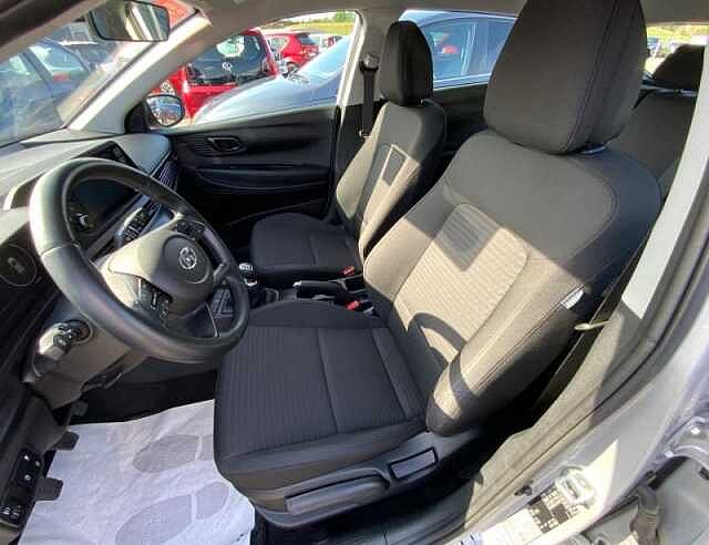 Hyundai i20 i20 1.2 MPI MT Connectline