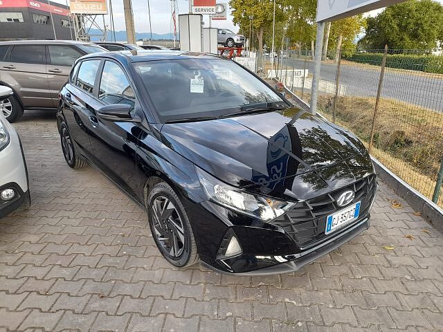 Hyundai i20 1.2 MPI MT Connectline