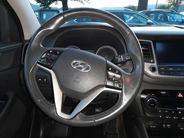 Hyundai TUCSON 1.7 CRDi XPossible