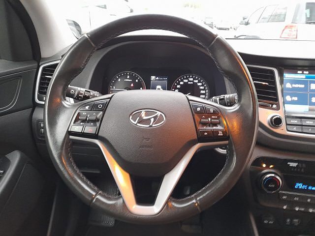 Hyundai TUCSON 1.7 CRDi DCT XPossible