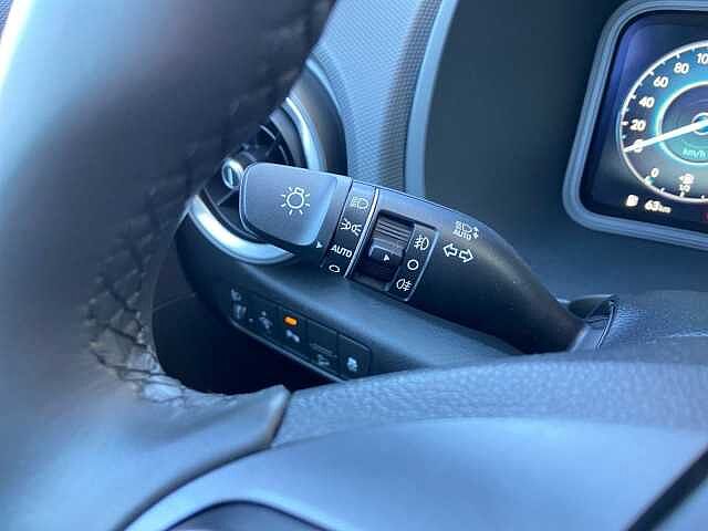 Hyundai KONA 1.0 T-GDI Hybrid 48V iMT XLine Safety Pack