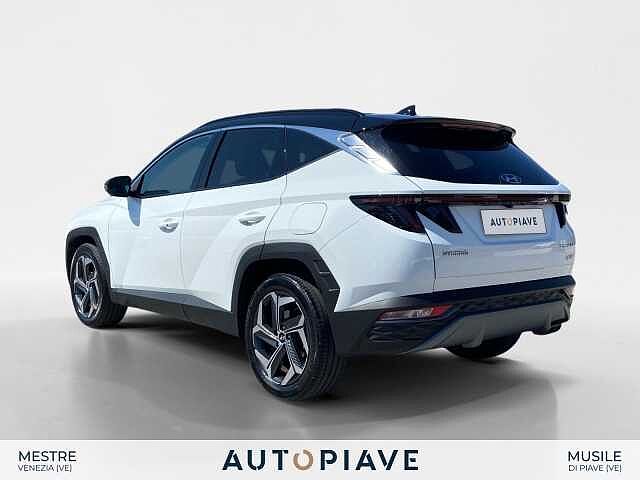 Hyundai TUCSON 1.6 HEV aut.Xline + TT + 19'