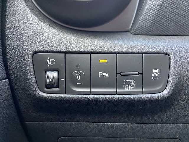 Hyundai KONA HEV 1.6 DCT XLine Safety Pack + 18'