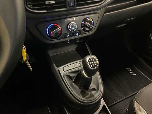 Hyundai i10 1.0 MPI Tech Connect Pack