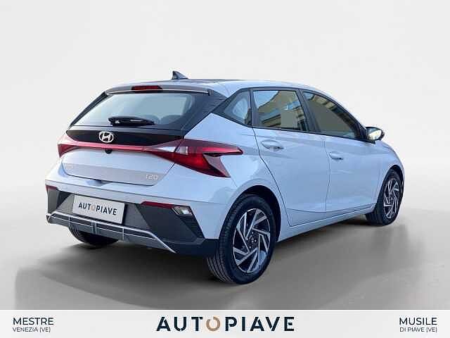 Hyundai i20 1.2 MPI MT Connectline