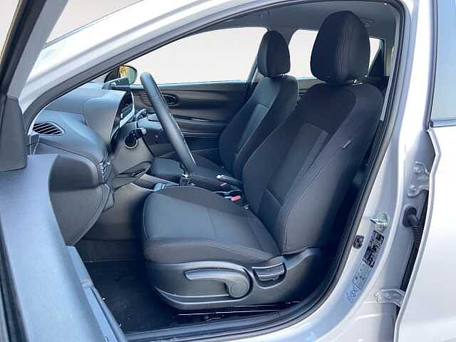 Hyundai i20 1.2 MPI MT Connectline