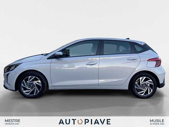 Hyundai i20 1.2 MPI MT Connectline