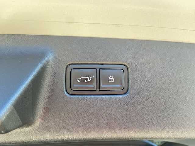 Hyundai  1.6 T-GDi HEV 2WD AT 7 posti XClass Calligraphy Pack
