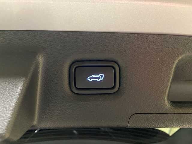 Hyundai SANTA FE 1.6 T-GDI HEV 4WD AT 7 posti XCLASS