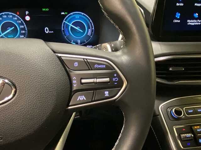 Hyundai SANTA FE 1.6 T-GDI HEV 4WD AT 7 posti XCLASS