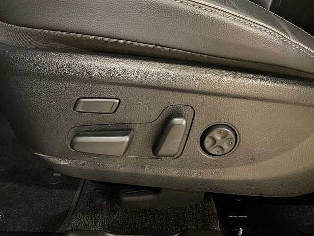 Hyundai SANTA FE 1.6 T-GDI HEV 4WD AT 7 posti XCLASS