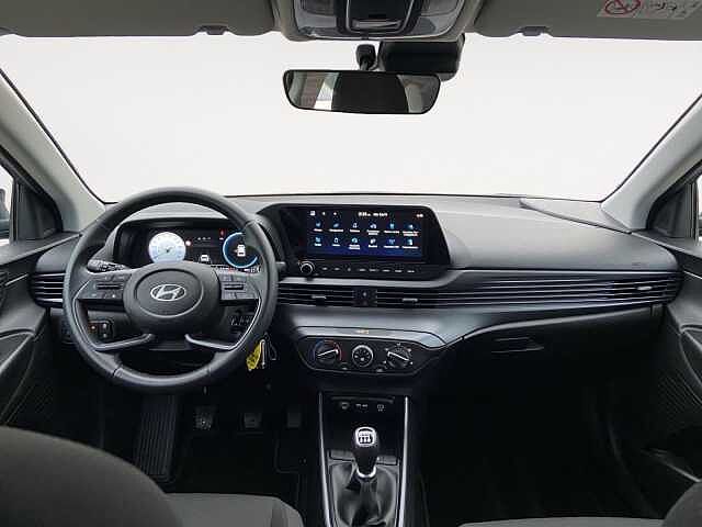 Hyundai i20 1.2 MPI MT Connectline