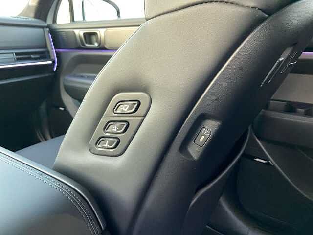 Hyundai SANTA FE 1.6T-GDi PHEV 4WD AT 7 posti XClass