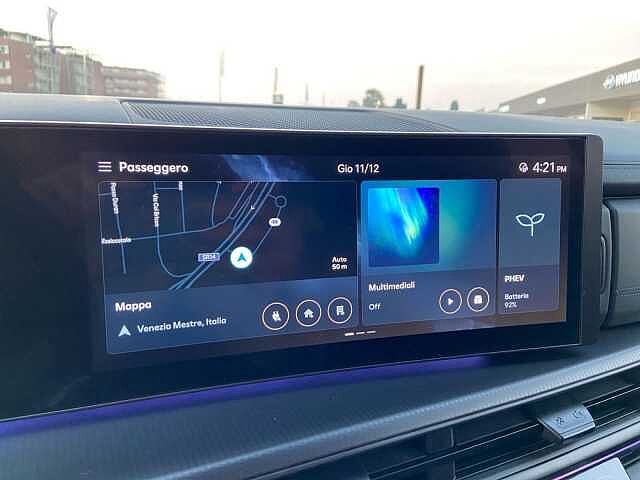 Hyundai SANTA FE 1.6T-GDi PHEV 4WD AT 7 posti XClass