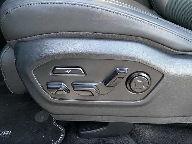 Hyundai SANTA FE 1.6T-GDi PHEV 4WD AT 7 posti XClass