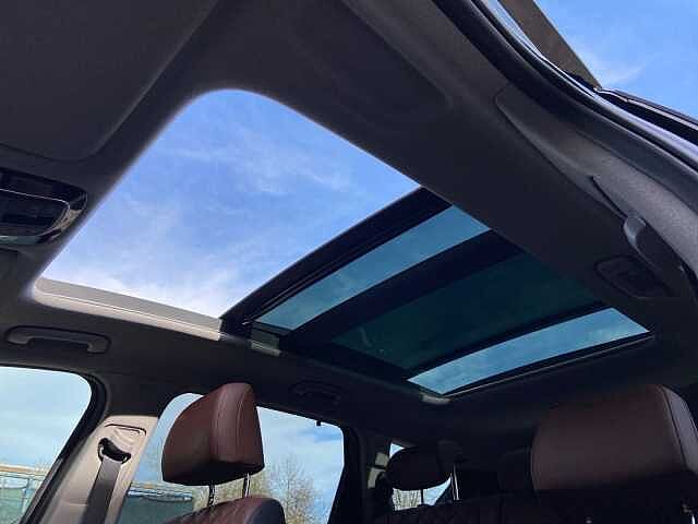 Hyundai SANTA FE 1.6 T-GDI PHEV 4WD A/T 7posti Xclass