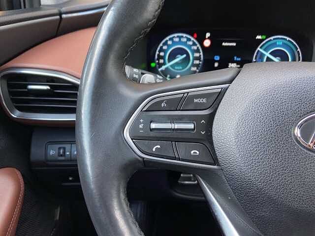 Hyundai SANTA FE 1.6 T-GDI PHEV 4WD A/T 7posti Xclass