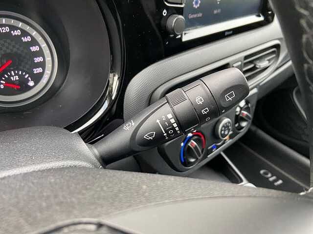 Hyundai i10 1.0 MPI Tech Connect Pack