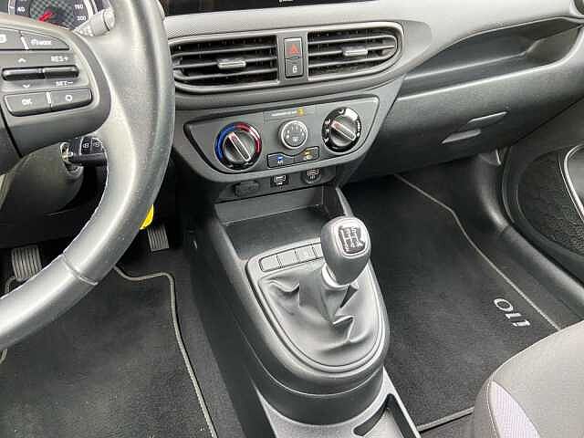 Hyundai i10 1.0 MPI Tech Connect Pack
