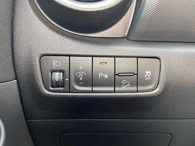 Hyundai KONA 1.0 T-GDI 48V 120cv Xline Safety Pack Techno Pack