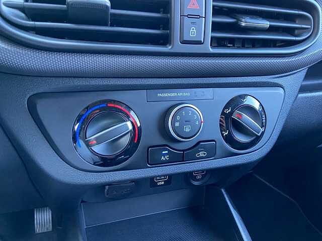 Hyundai i10 1.0 MPI Tech