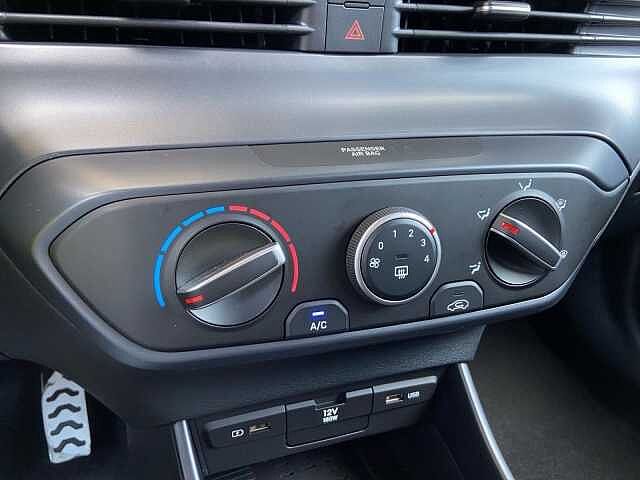 Hyundai BAYON 1.0 T-GDI 48V 100cv Exclusive