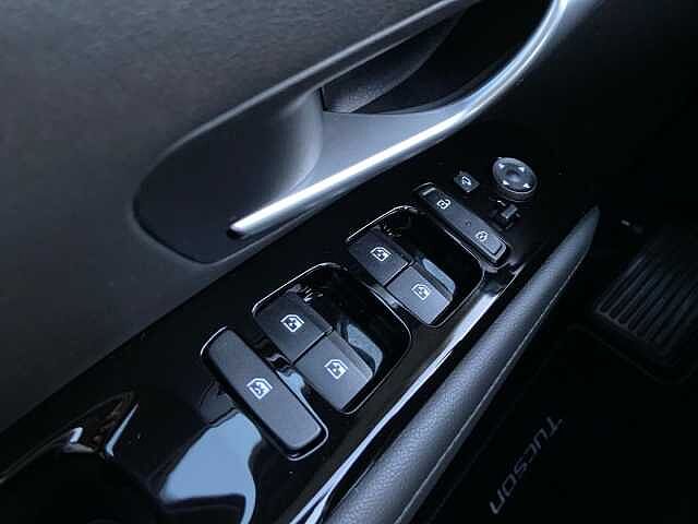 Hyundai TUCSON Hybrid 1.6 HEV 2WD AT Exellence