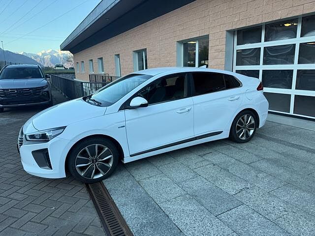Hyundai IONIQ 1.6 Hybrid DCT Style MY19